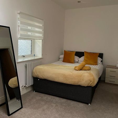 City Centre 1 Bed Sleeps 4 H5 Kingston upon Hull Buitenkant foto