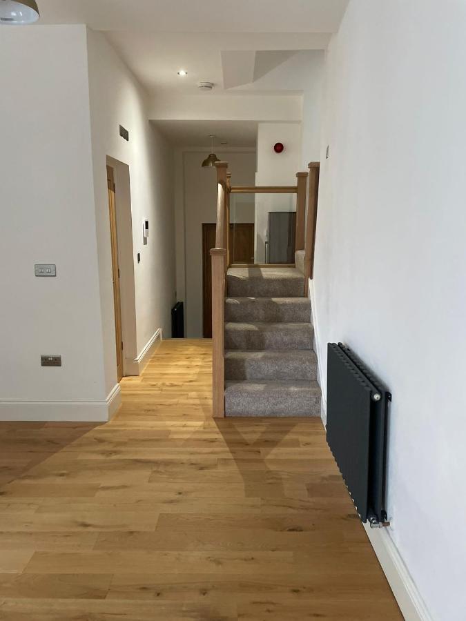 City Centre 1 Bed Sleeps 4 H5 Kingston upon Hull Buitenkant foto