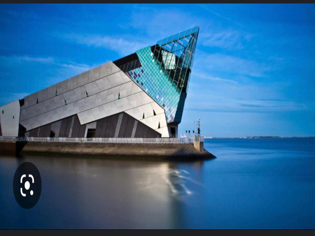 City Centre 1 Bed Sleeps 4 H5 Kingston upon Hull Buitenkant foto